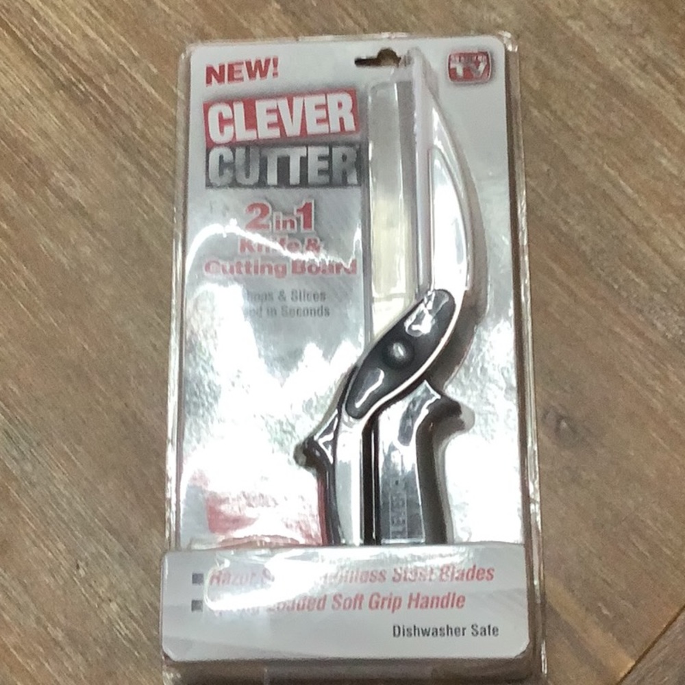 Clever Cutter 2-in-1 Knife & Cutting Board- Quickly Chops Your Favorites